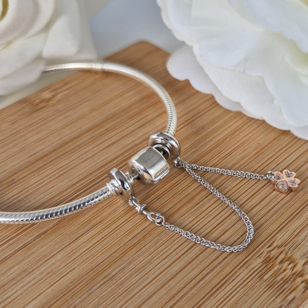 Clover Safety Chain - The Bee Charm
