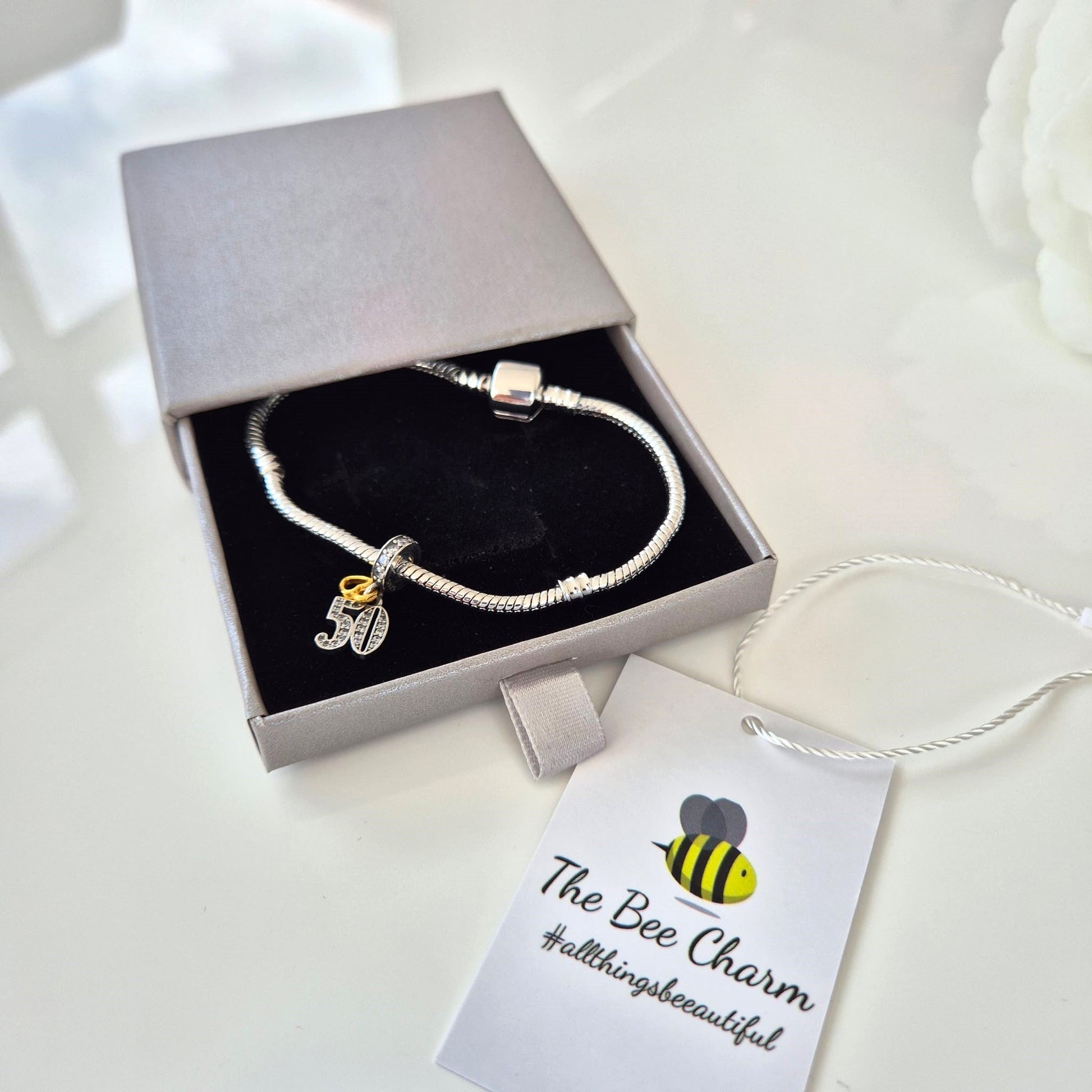 Gift Box - The Bee Charm