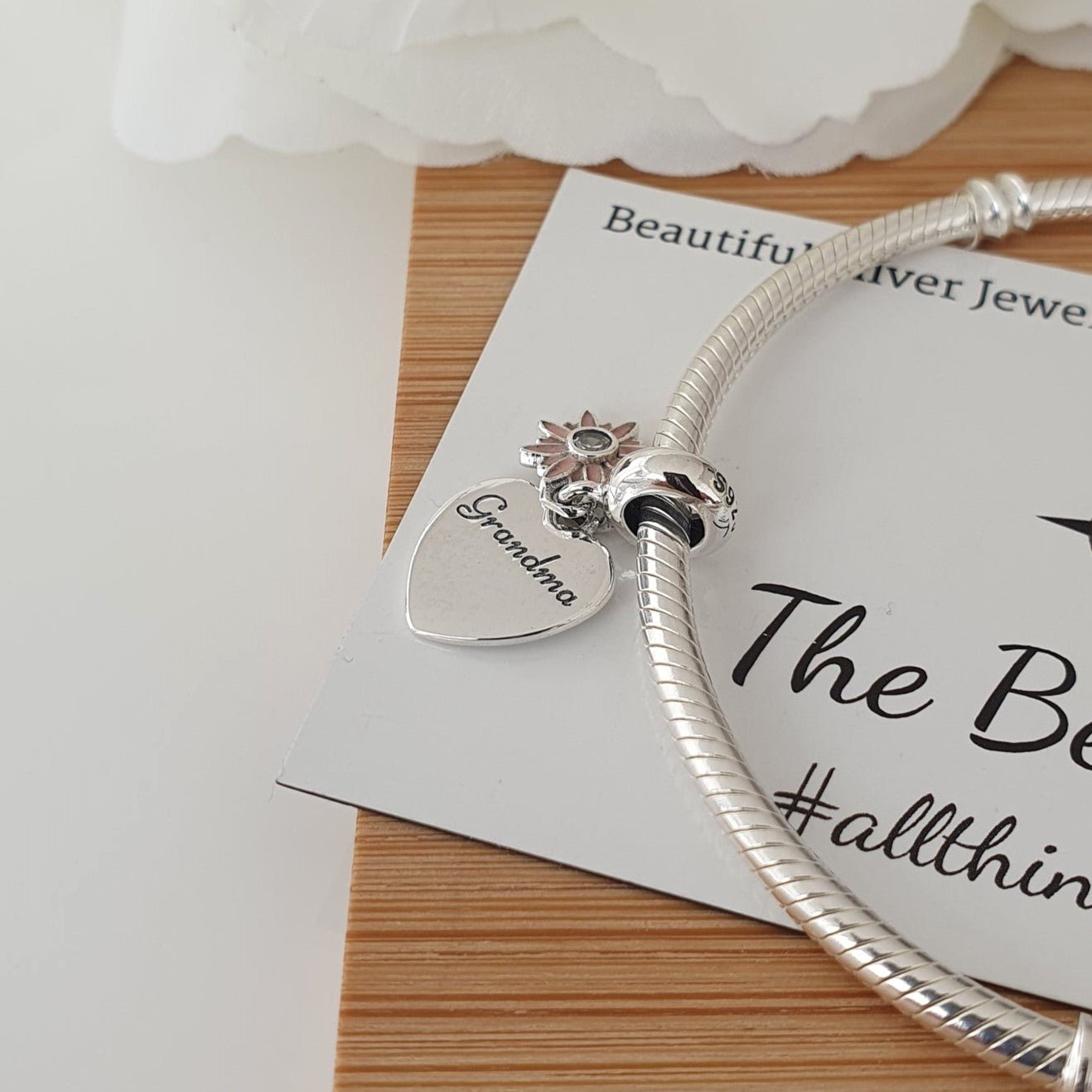 Grandma Charm - The Bee Charm