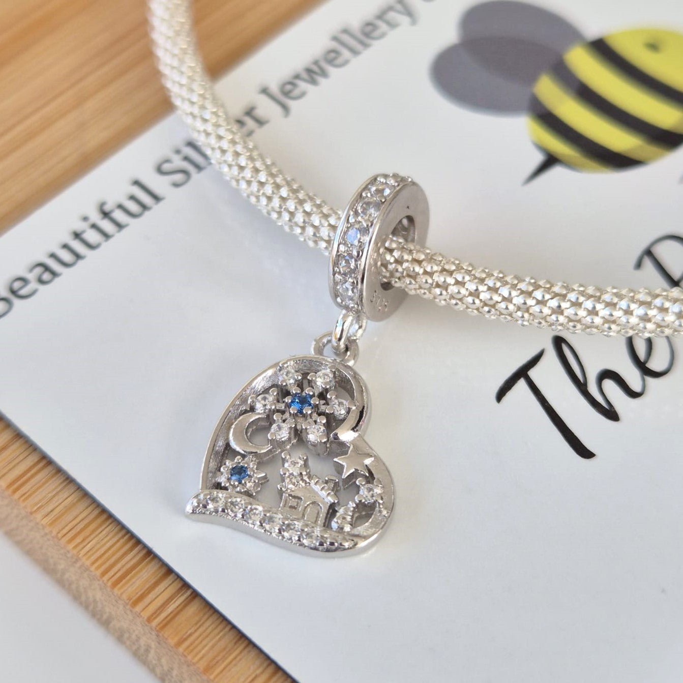 Winter Wonderland Charm - The Bee Charm