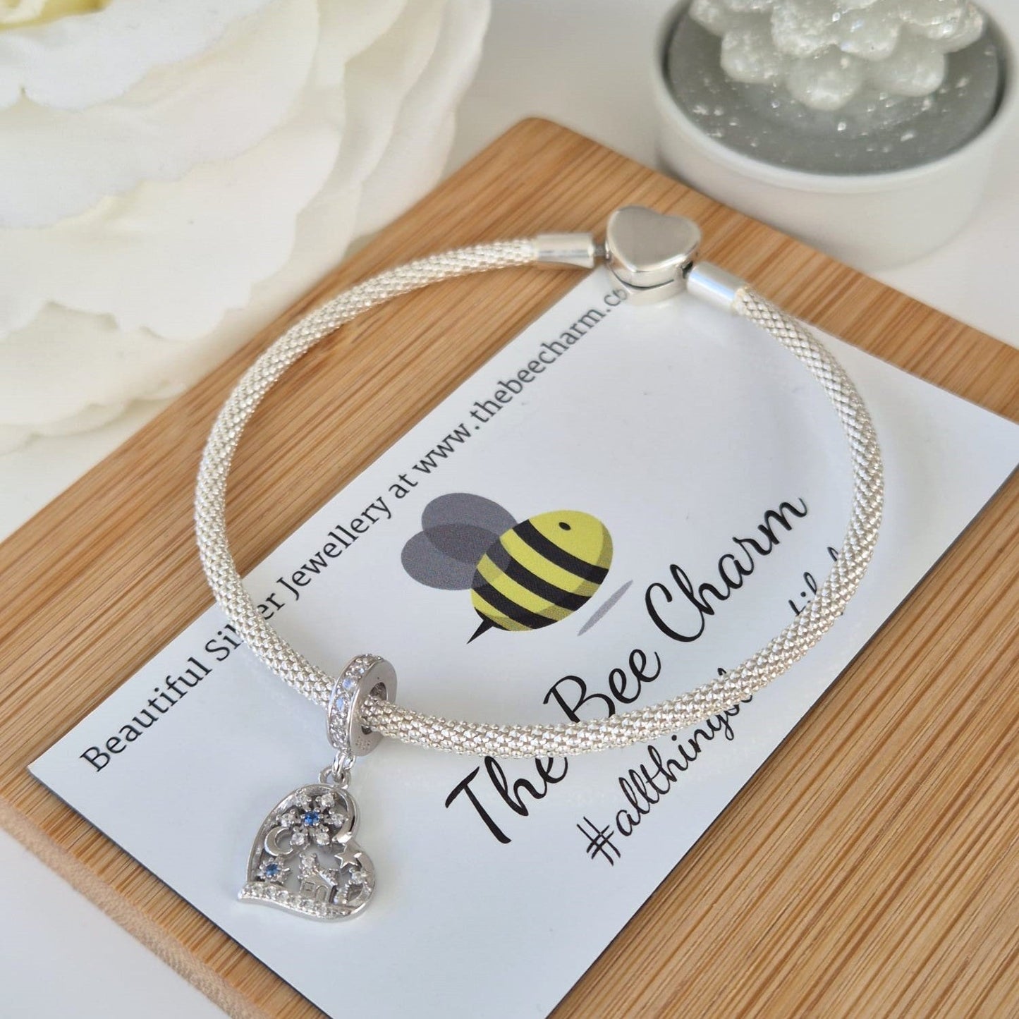 Winter Wonderland Charm - The Bee Charm