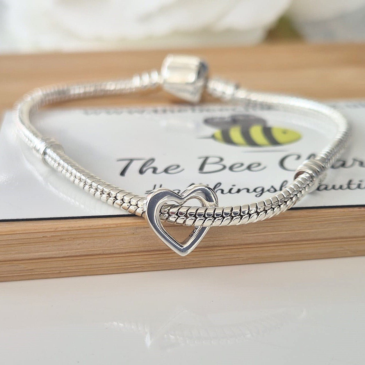 A Bit Of Love Charm - The Bee Charm
