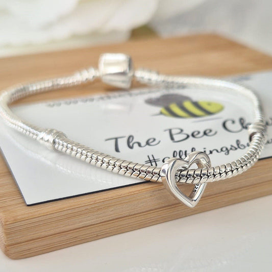 A Bit Of Love Charm - The Bee Charm