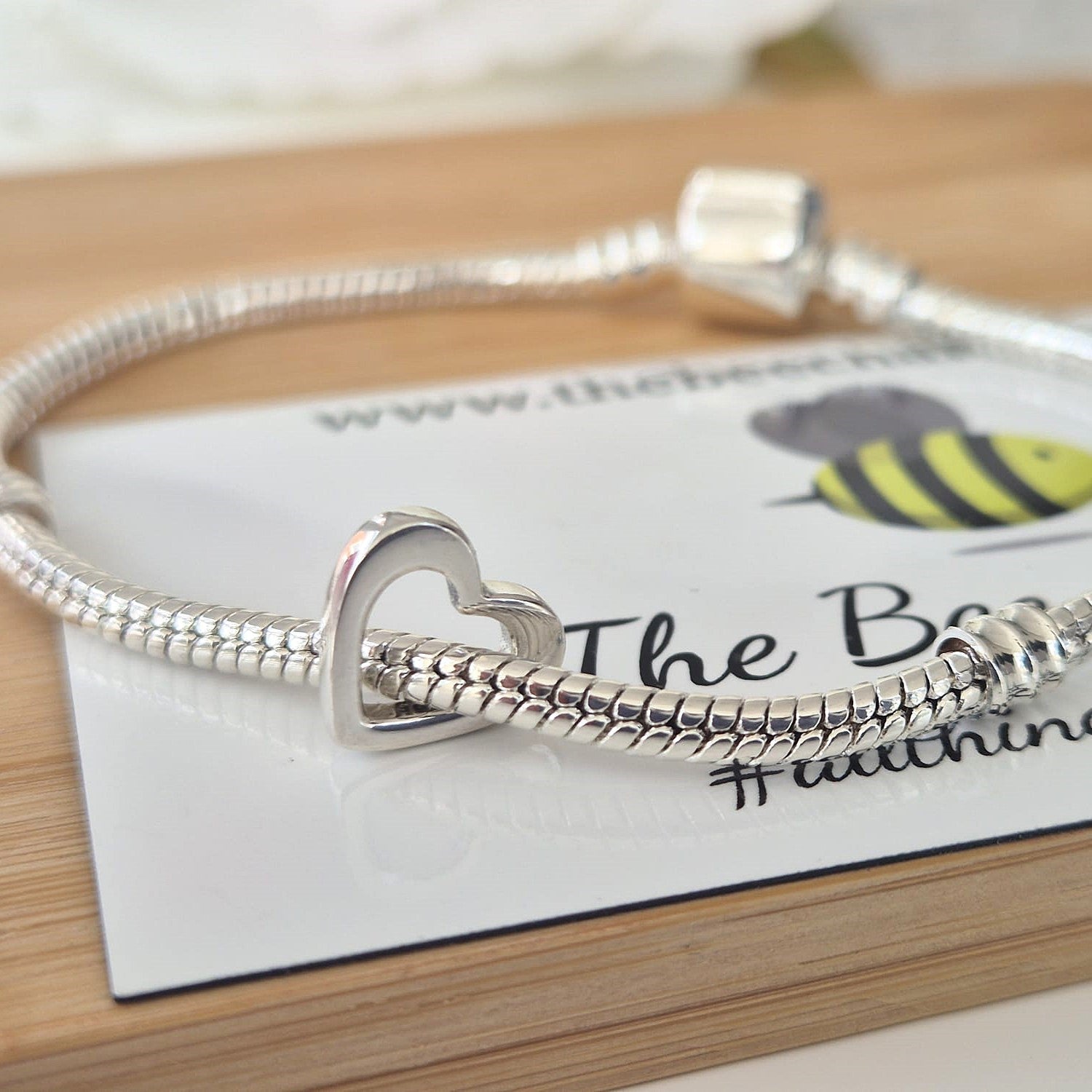A Bit Of Love Charm - The Bee Charm