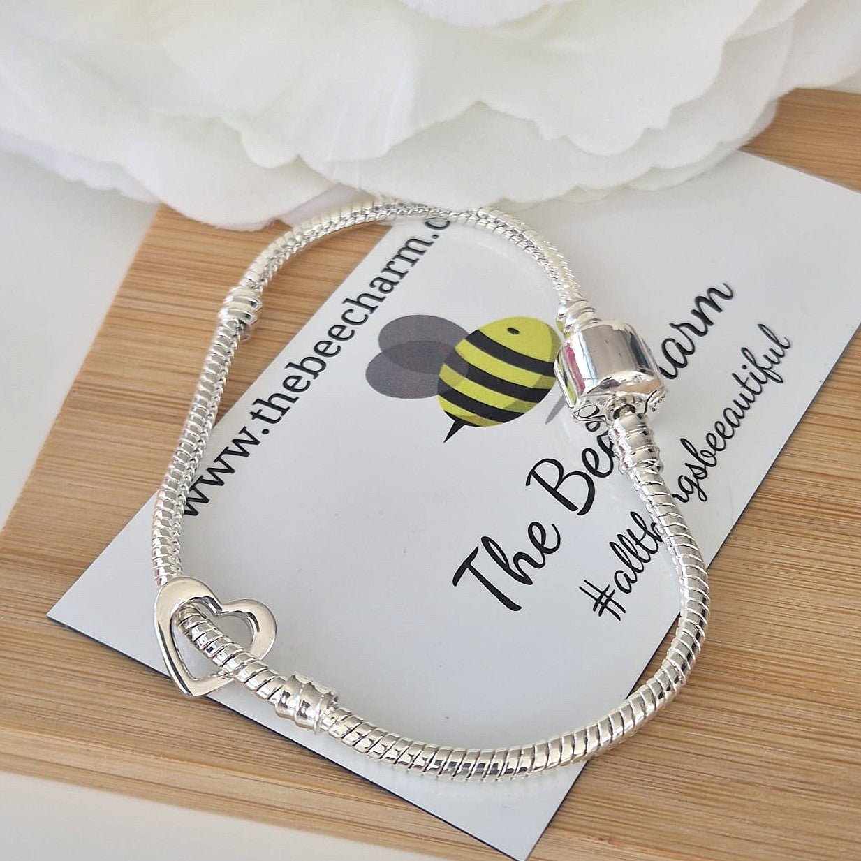 A Bit Of Love Charm - The Bee Charm