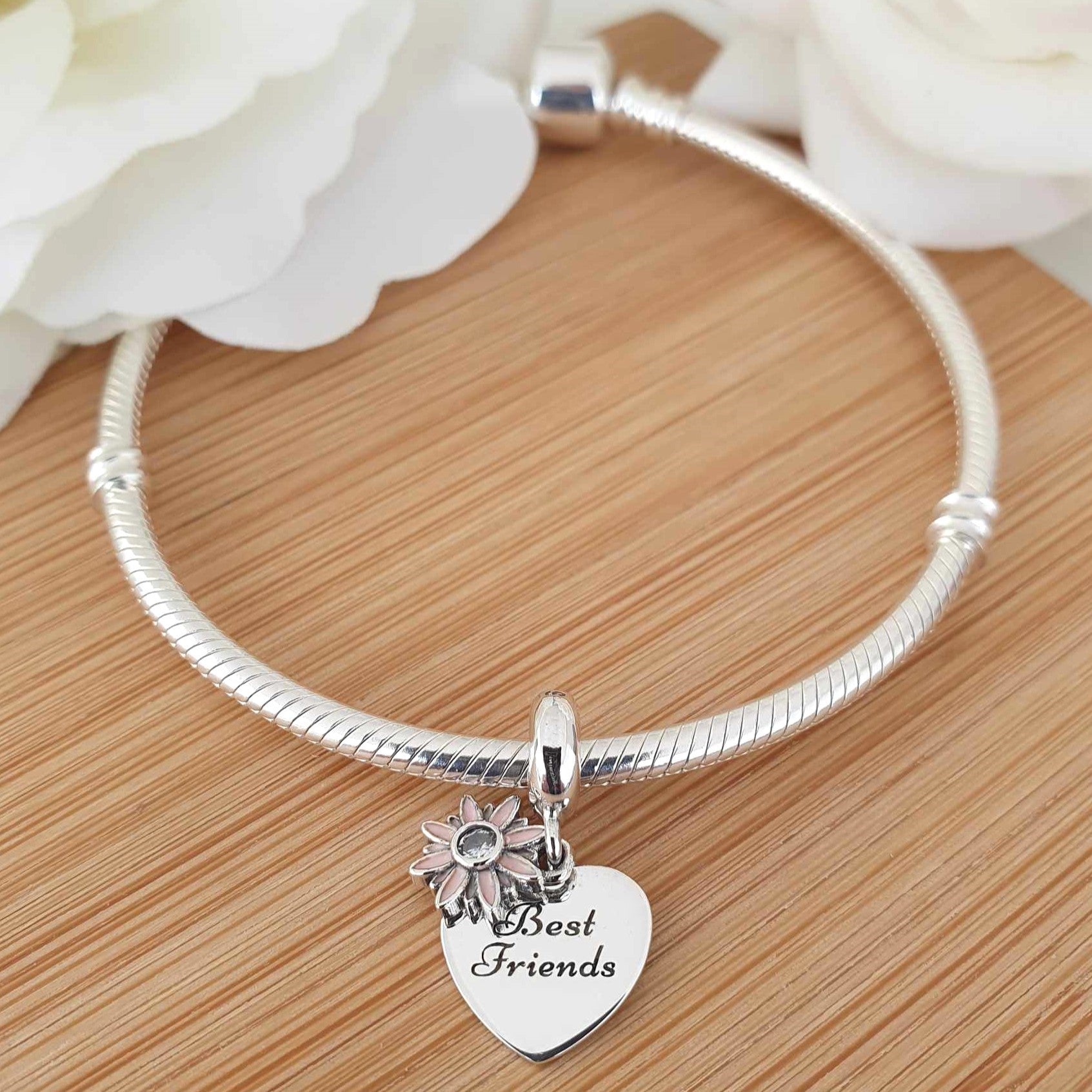 Best Friends Charm - The Bee Charm