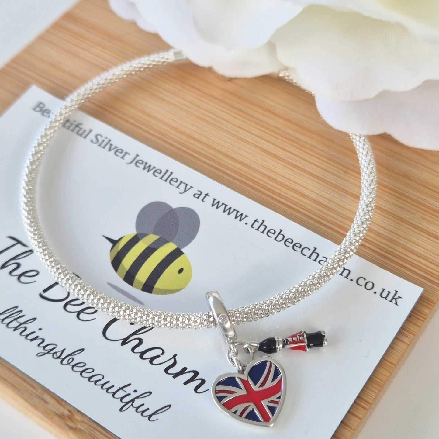 Britain Charm - The Bee Charm