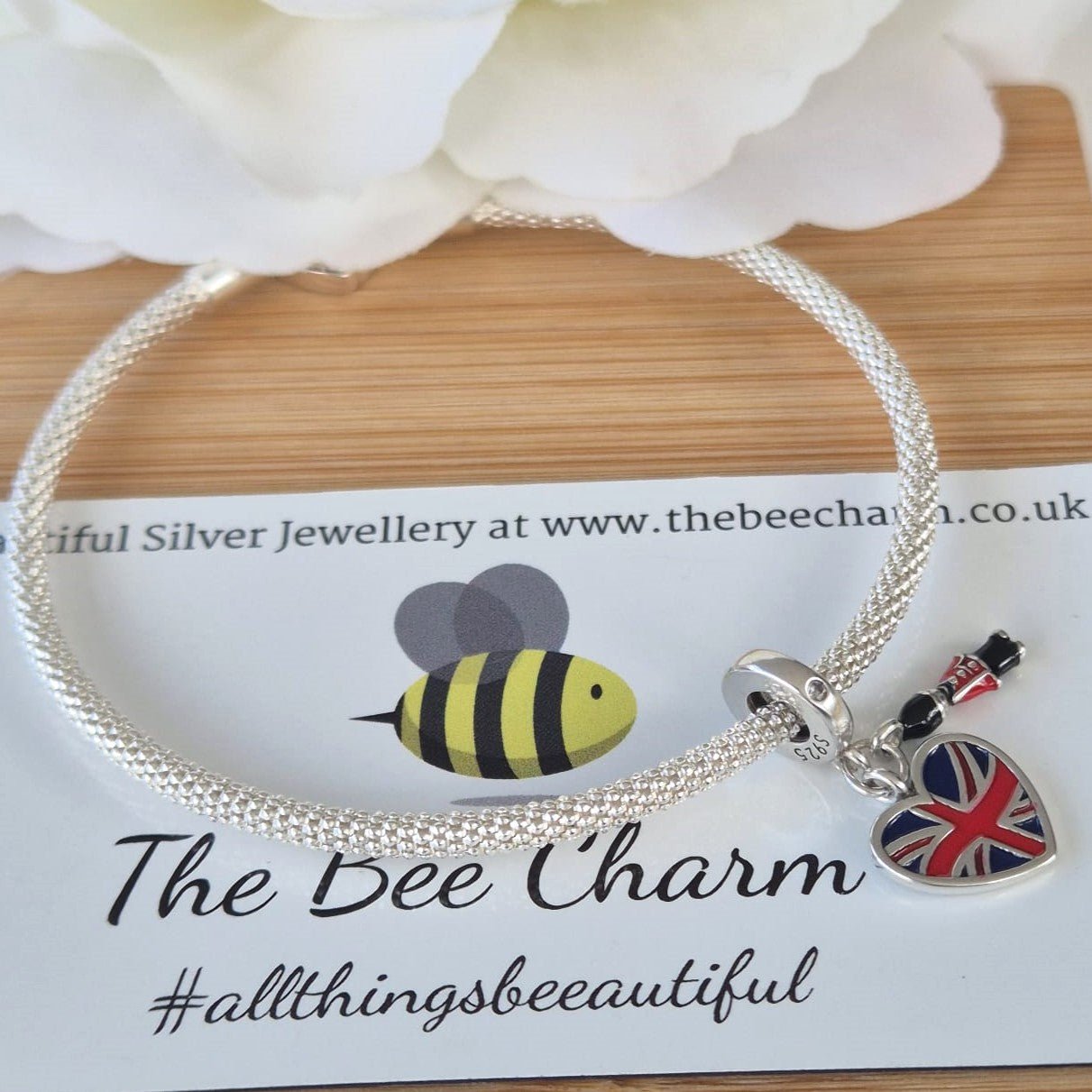 Britain Charm - The Bee Charm