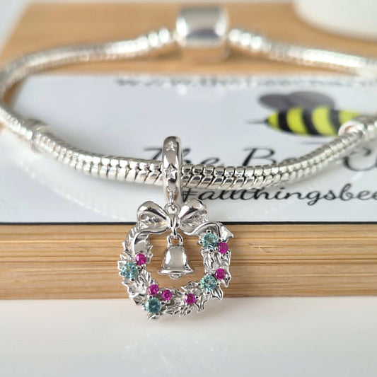 Christmas Wreath Charm - The Bee Charm