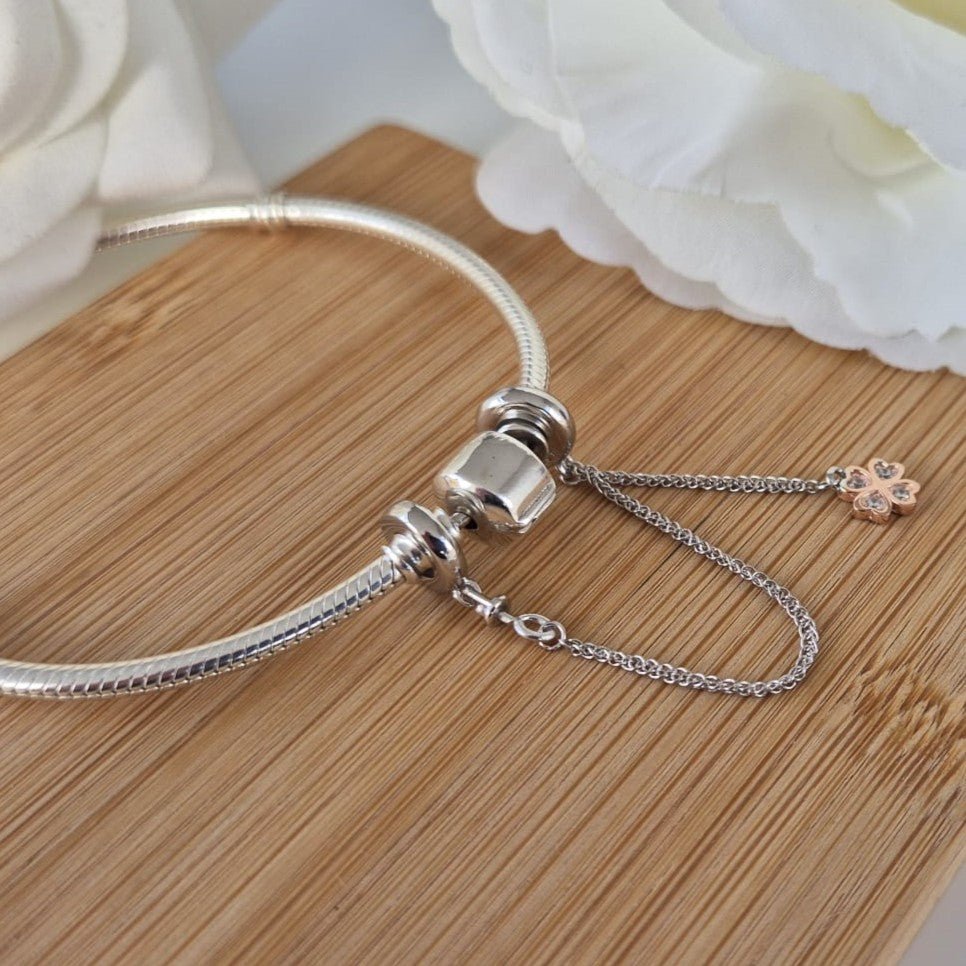 Clover Safety Chain - The Bee Charm