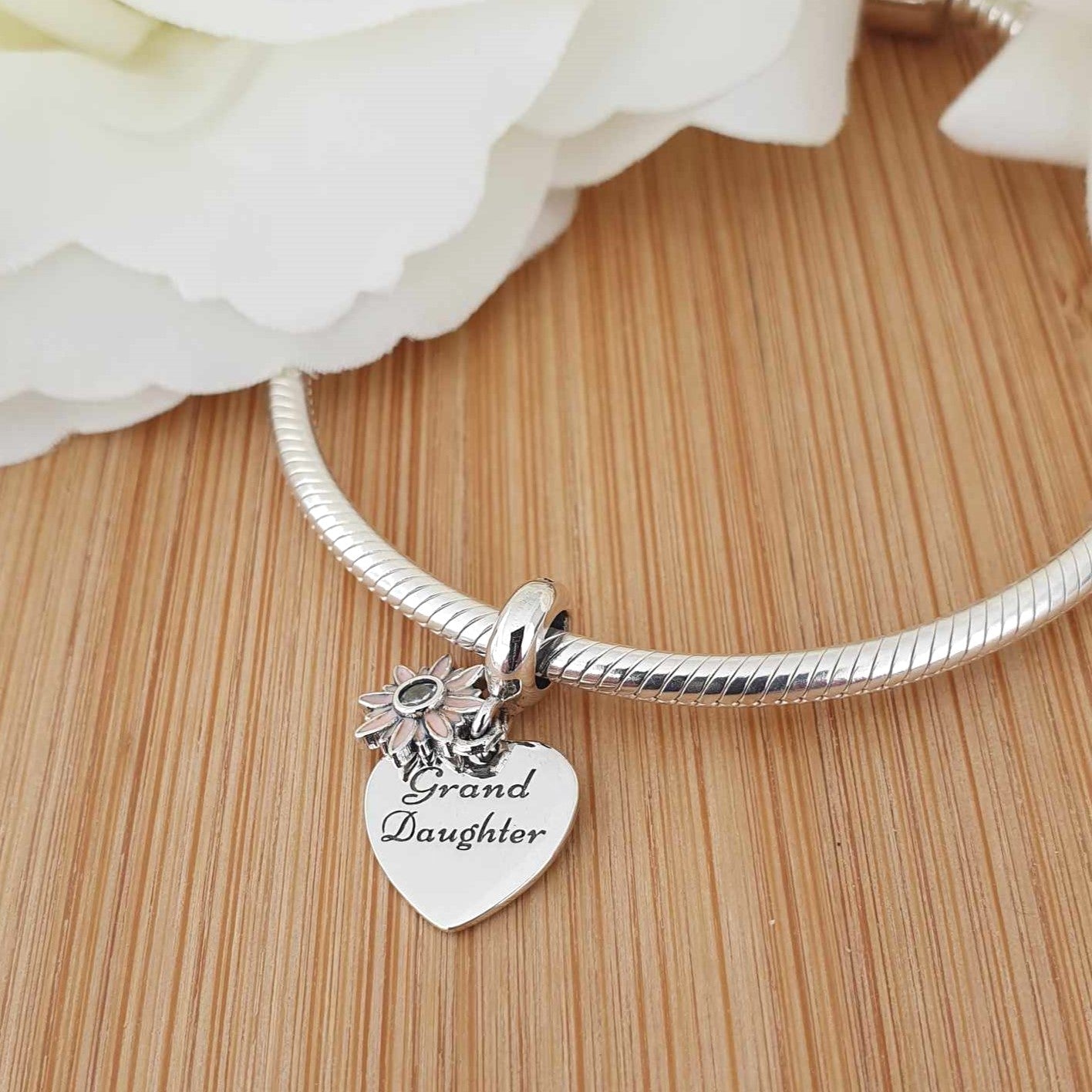 Granddaughter Charm - The Bee Charm
