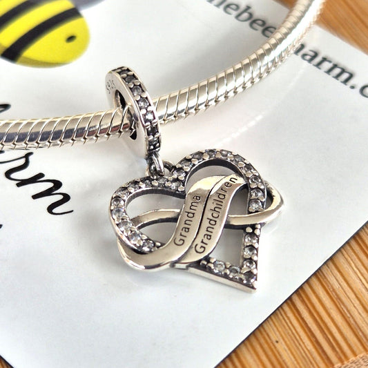 Grandma and Grandchildren Charm - The Bee Charm