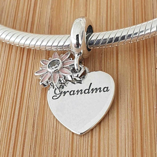 Grandma Charm - The Bee Charm