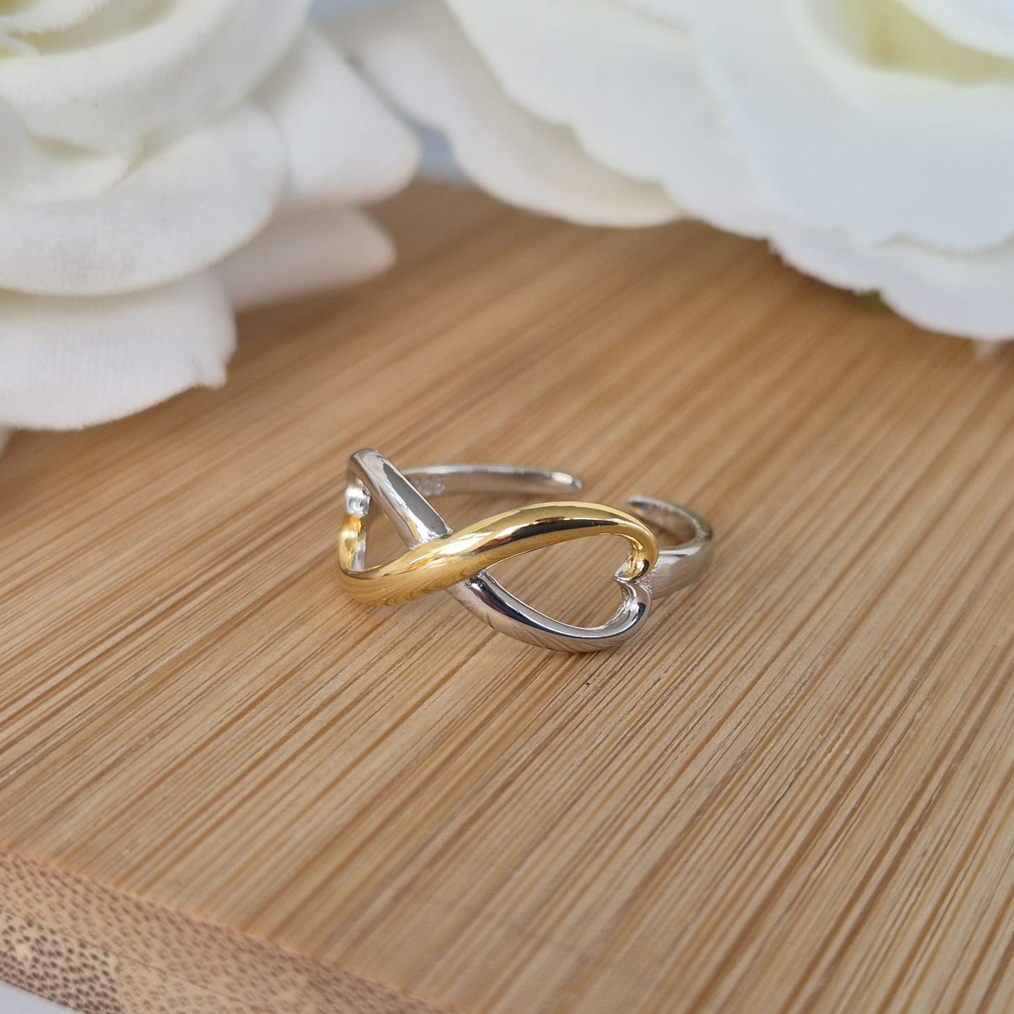 Infinite Love Ring - The Bee Charm