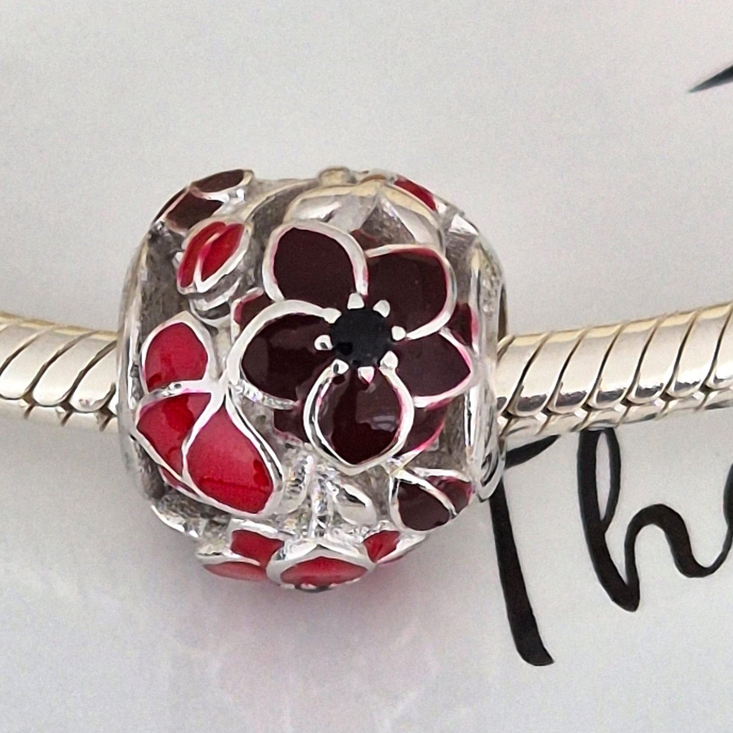 Poppy Charm - The Bee Charm