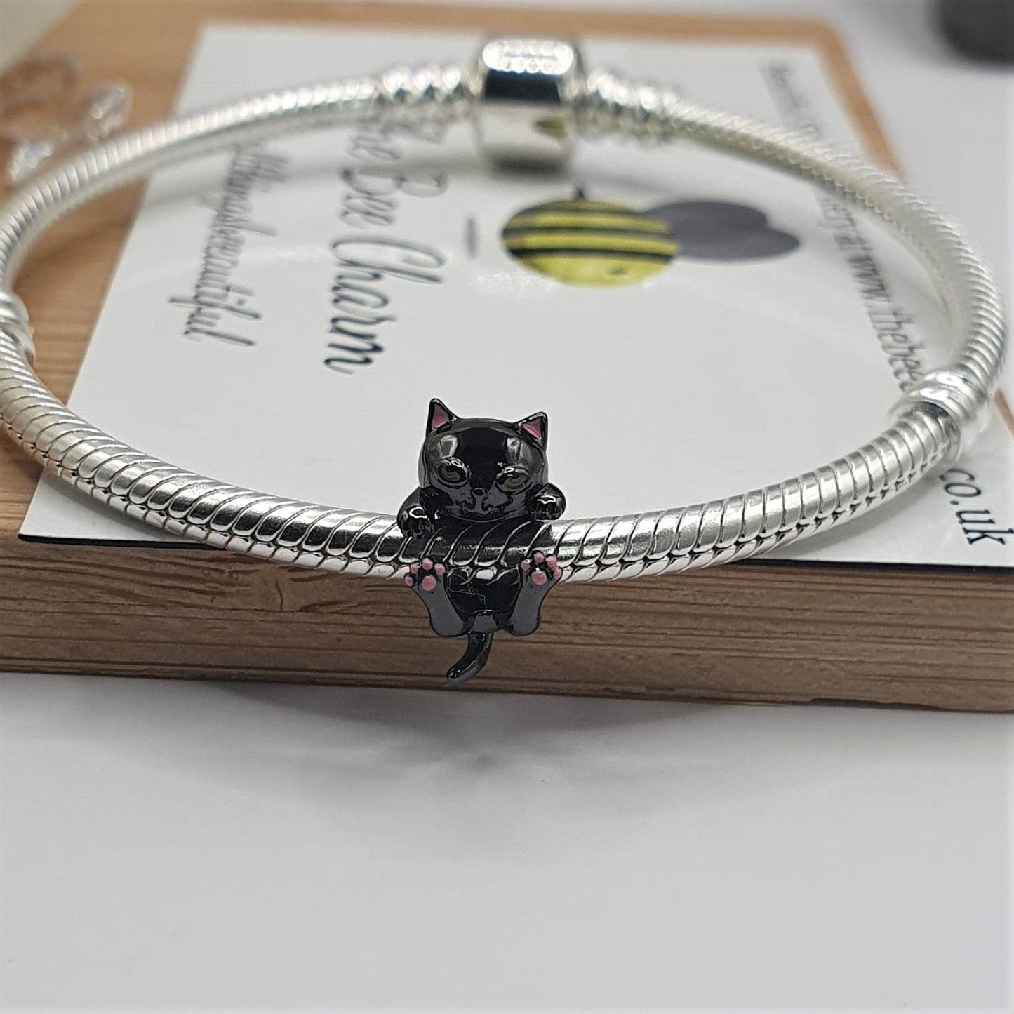 Black Cat Charm - The Bee Charm